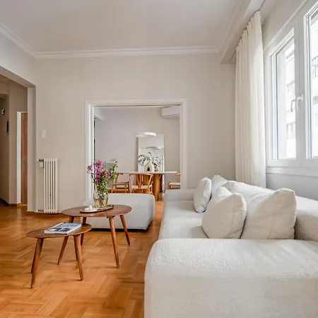 Acropolis Hideaway - Tranquil Retreat In Plaka Athens