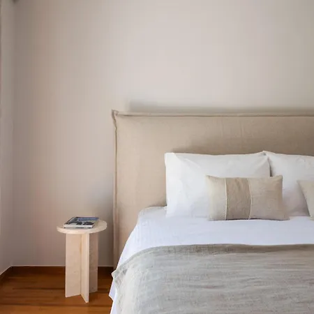 Acropolis Hideaway - Tranquil Retreat In Plaka * Athens